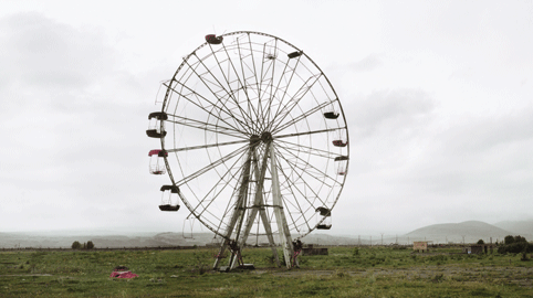 Wim Wenders, Ferris Wheel, Armenia, Ruota Panoramica, Armenia, 2008, C-print, 148.8 x 345.5 cm, Copyright: © Wim Wenders 2013
