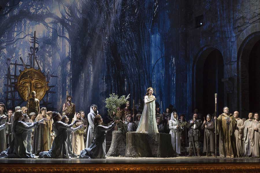 Norma di Vincenzo Bellini al Teatro San Carlo - foto di Francesco Squeglia