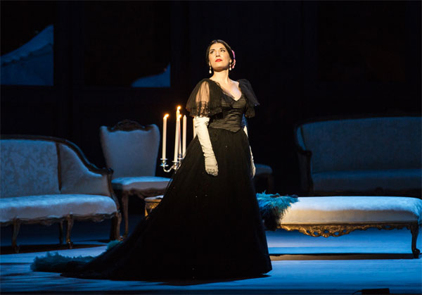 La traviata - Claudia Pavone nel ruolo di Violetta con il costume di Valentino -  Foto: Yasuko Kageyama-Opera Roma